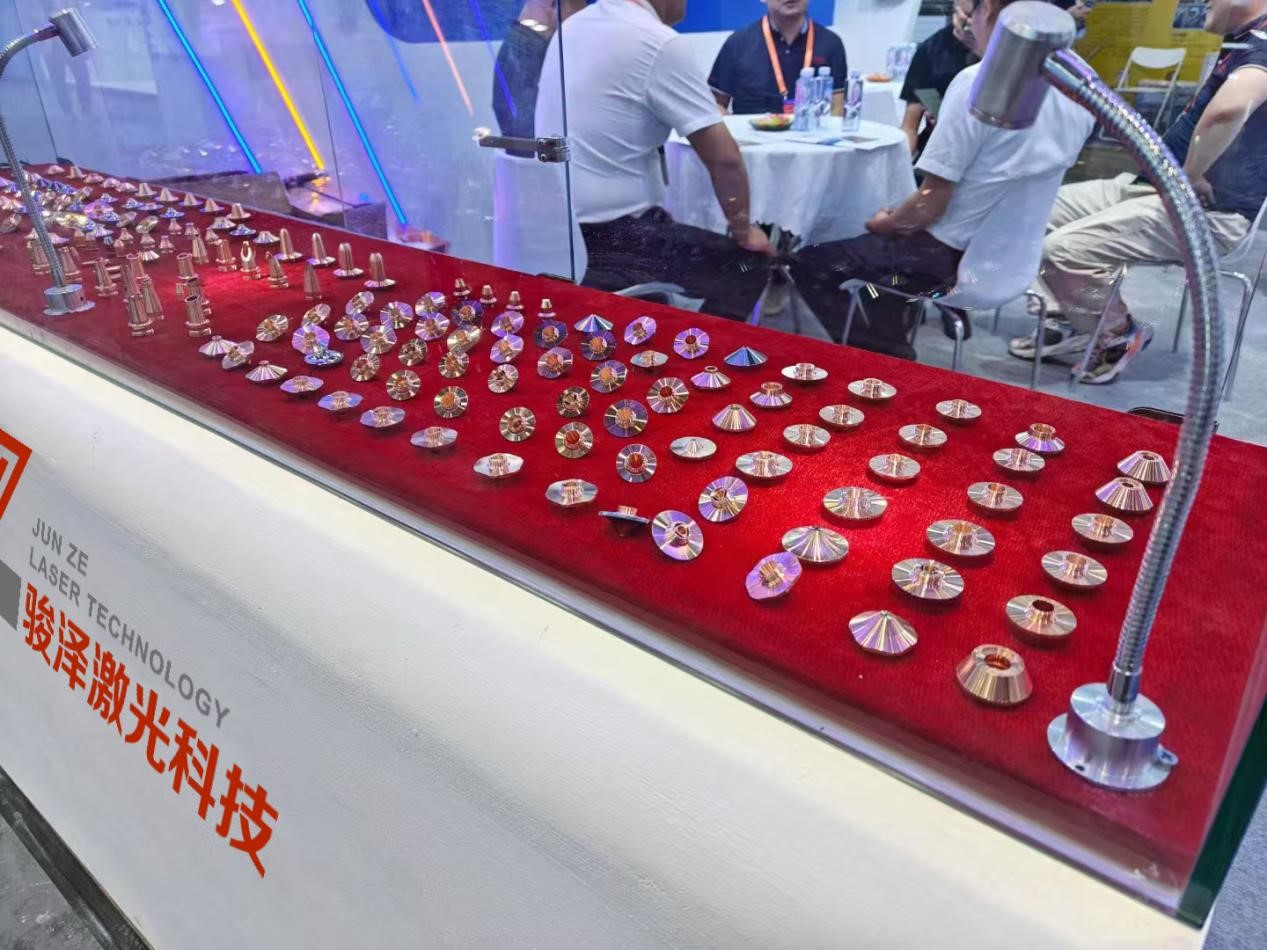 जंज़र लेजर